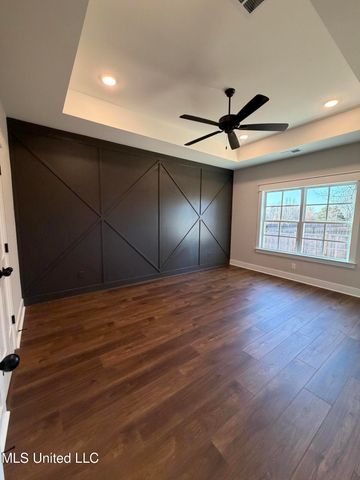 4285 S Bolivar Trail, Olive Branch, MS 38654