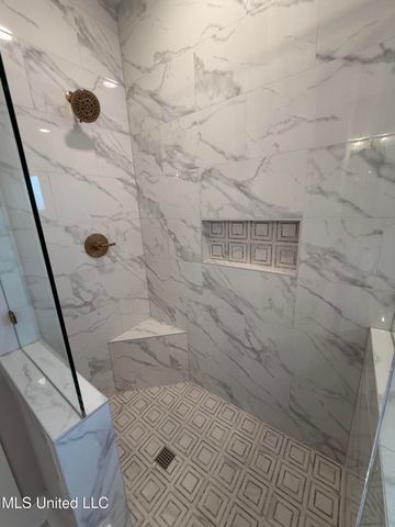 4285 S Bolivar Trail, Olive Branch, MS 38654