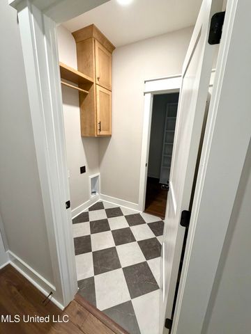 4285 S Bolivar Trail, Olive Branch, MS 38654