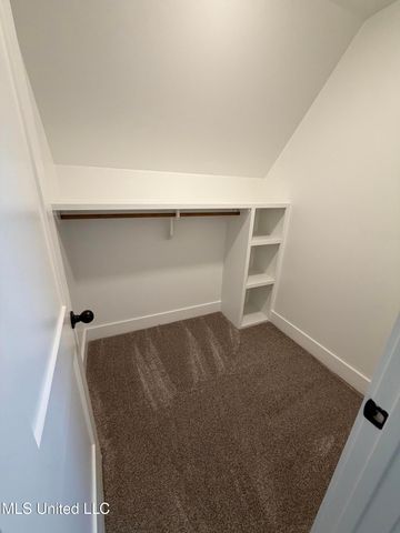 4285 S Bolivar Trail, Olive Branch, MS 38654