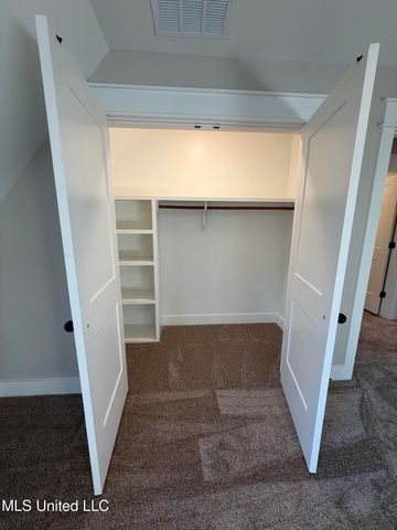 4285 S Bolivar Trail, Olive Branch, MS 38654