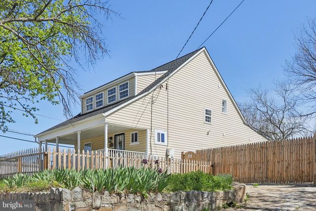 4357 SOUTHERN AVE, Capitol Heights, MD 20743
