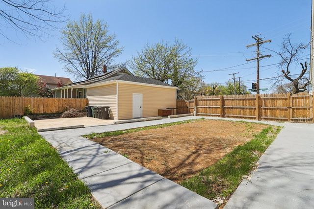 4357 SOUTHERN AVE, Capitol Heights, MD 20743