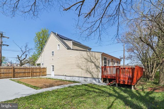 4357 SOUTHERN AVE, Capitol Heights, MD 20743