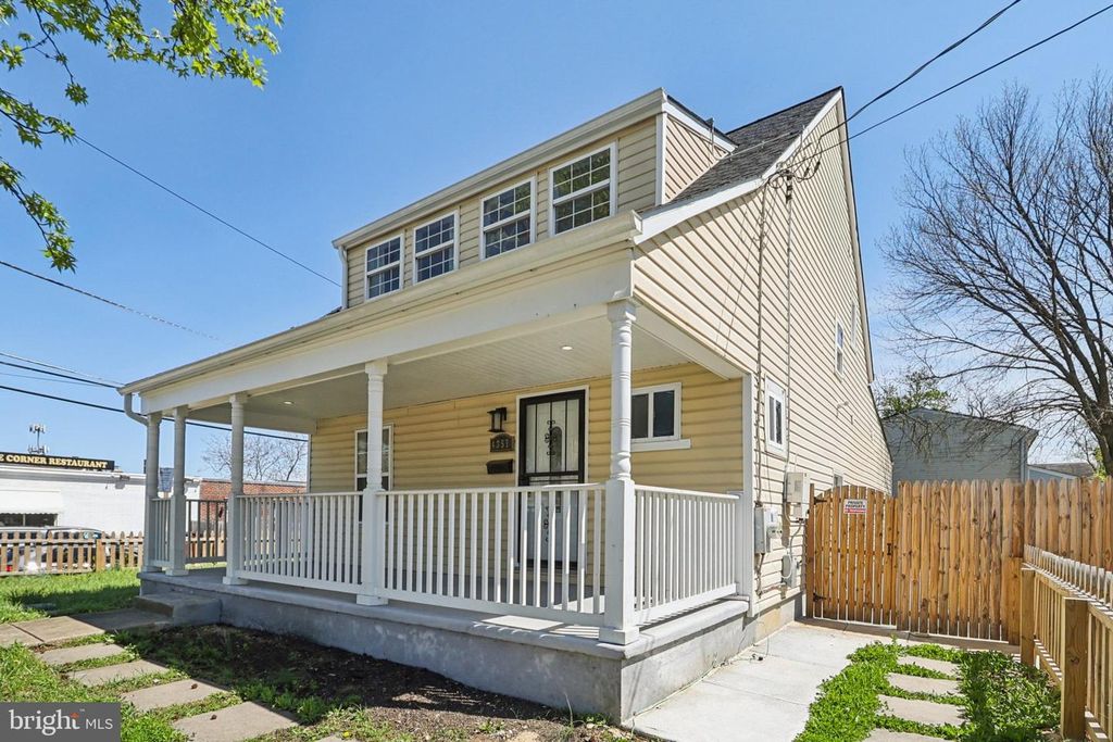 4357 SOUTHERN AVE, Capitol Heights, MD 20743