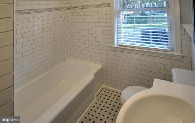 360 OLD TRAIL RD, Baltimore, MD 21212