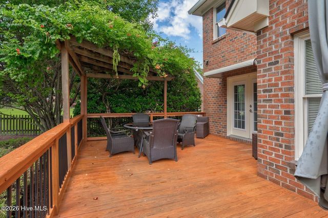 613 Chimney Hill Way, Rocky Mount, NC 27804