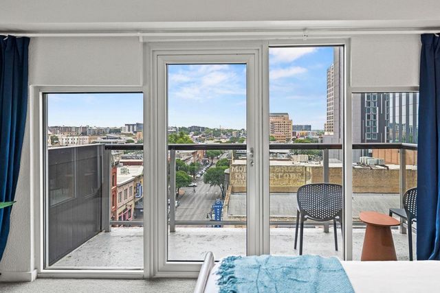 119 E 6th ST 701, Austin, TX 78701