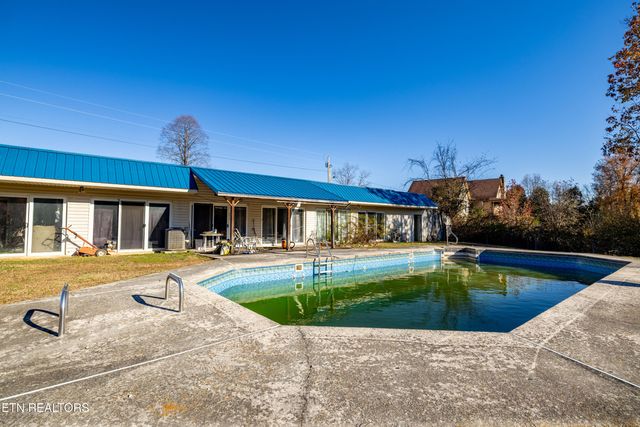 1224 Friendship Way, Maryville, TN 37803