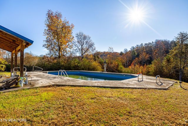 1224 Friendship Way, Maryville, TN 37803