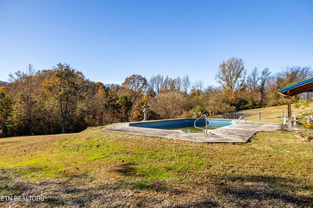 1224 Friendship Way, Maryville, TN 37803