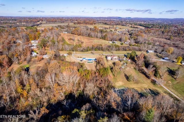 1224 Friendship Way, Maryville, TN 37803