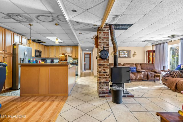 1224 Friendship Way, Maryville, TN 37803