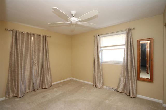 6208 Meadowview Avenue, Kalamazoo, MI 49048