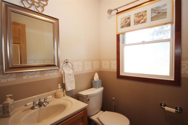 6208 Meadowview Avenue, Kalamazoo, MI 49048