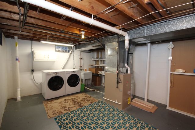 6208 Meadowview Avenue, Kalamazoo, MI 49048