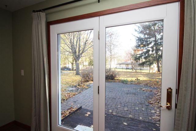 6208 Meadowview Avenue, Kalamazoo, MI 49048