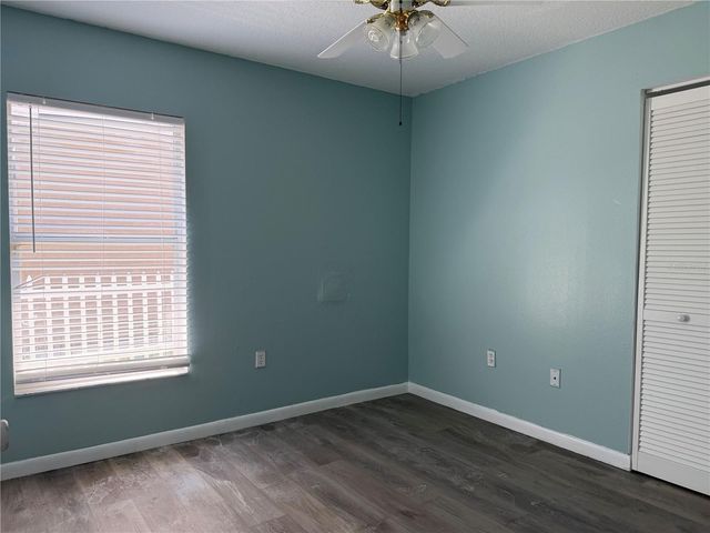 2427 CAMDEN OAKS PLACE, Valrico, FL 33594