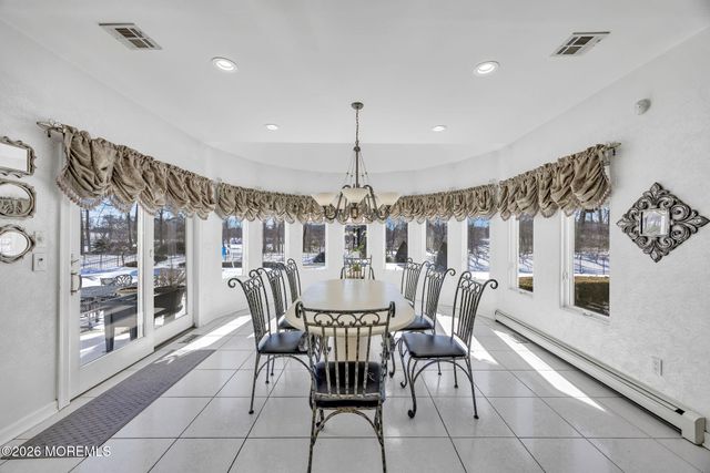 4 Rivers Edge Drive, Colts Neck, NJ 07722