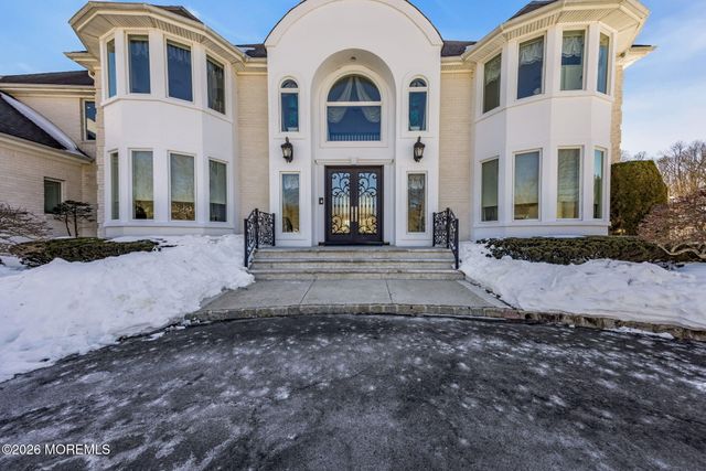 4 Rivers Edge Drive, Colts Neck, NJ 07722