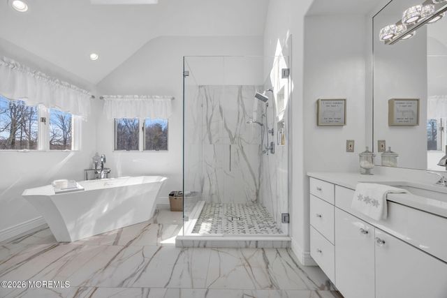 4 Rivers Edge Drive, Colts Neck, NJ 07722