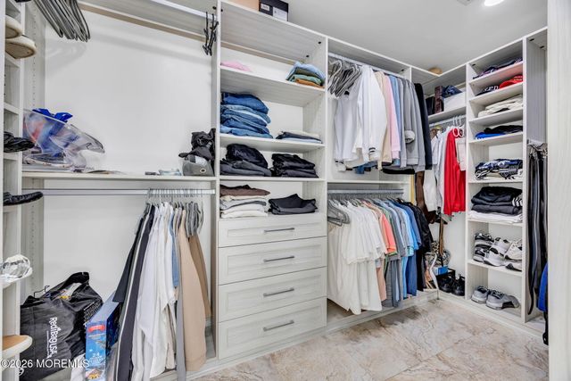 4 Rivers Edge Drive, Colts Neck, NJ 07722