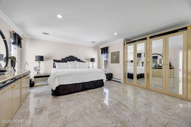 4 Rivers Edge Drive, Colts Neck, NJ 07722