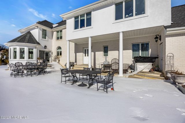 4 Rivers Edge Drive, Colts Neck, NJ 07722