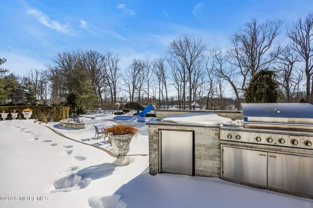 4 Rivers Edge Drive, Colts Neck, NJ 07722