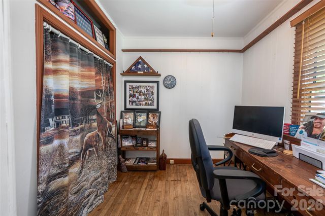 106 Aloha Circle Extension, Candler, NC 28715