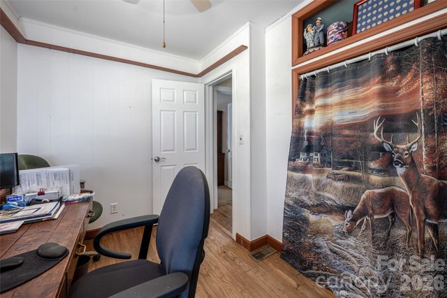 106 Aloha Circle Extension, Candler, NC 28715
