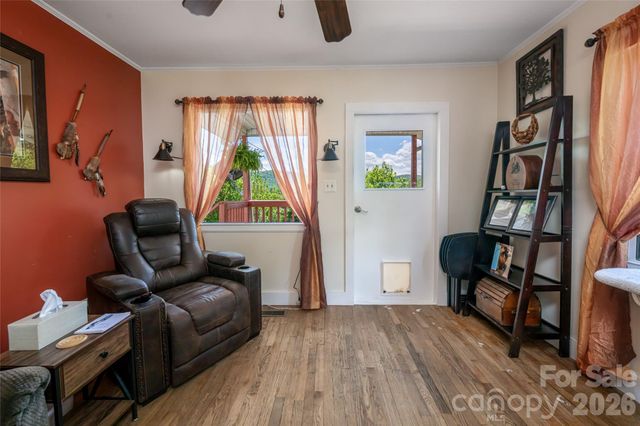 106 Aloha Circle Extension, Candler, NC 28715