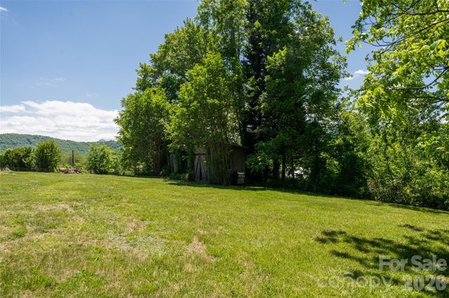 106 Aloha Circle Extension, Candler, NC 28715