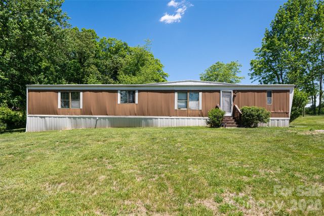 106 Aloha Circle Extension, Candler, NC 28715