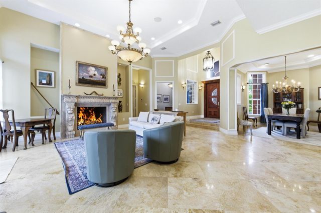 9742 SE Highborne Way, Hobe Sound, FL 33455