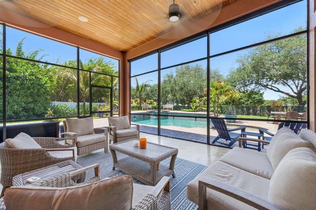 9742 SE Highborne Way, Hobe Sound, FL 33455