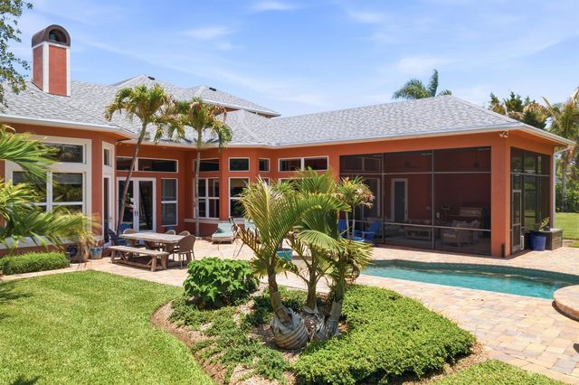 9742 SE Highborne Way, Hobe Sound, FL 33455