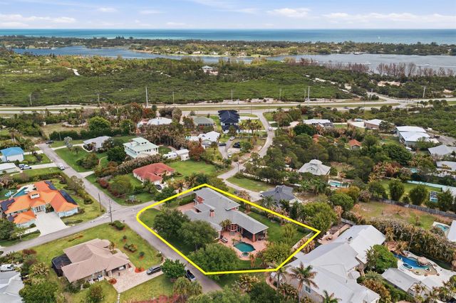 9742 SE Highborne Way, Hobe Sound, FL 33455