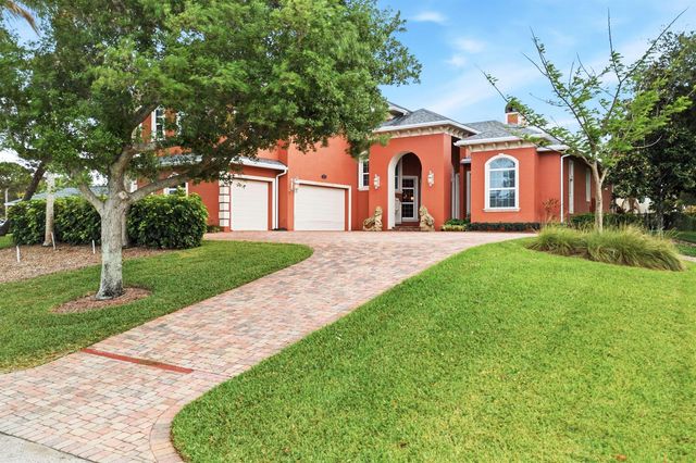 9742 SE Highborne Way, Hobe Sound, FL 33455