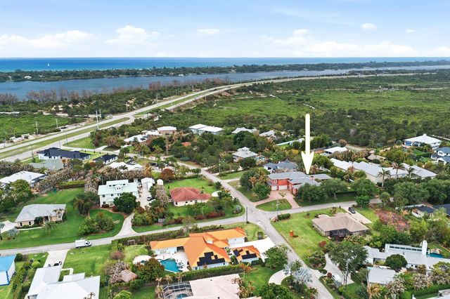 9742 SE Highborne Way, Hobe Sound, FL 33455