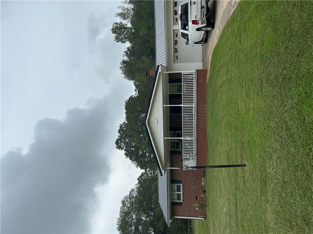 1340 Farmer Road Road, Starr, SC 29684