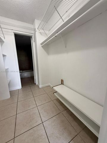 1805 Sans Souci Blvd 521, North Miami, FL 33181