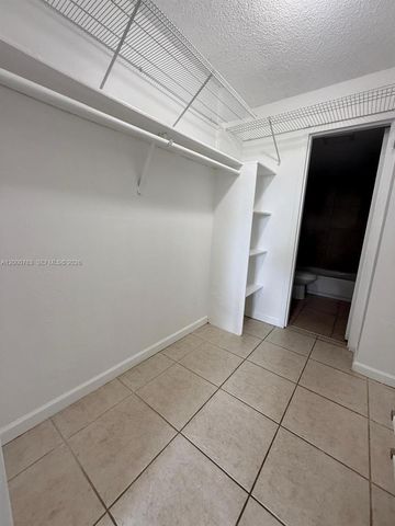 1805 Sans Souci Blvd 521, North Miami, FL 33181