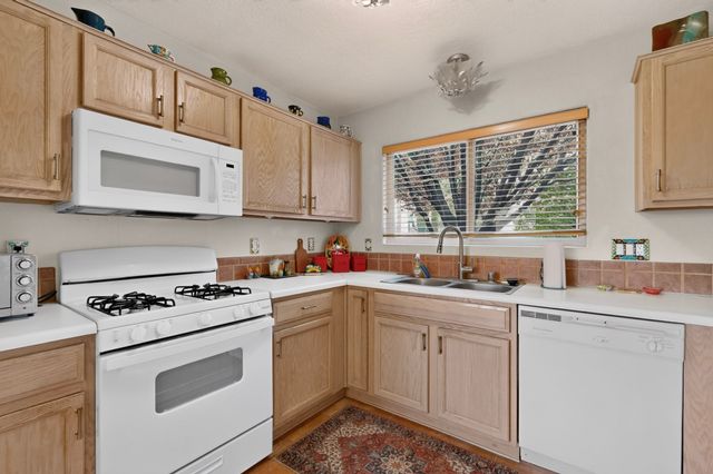 4550 Camino Placitas, Santa Fe, NM 87507