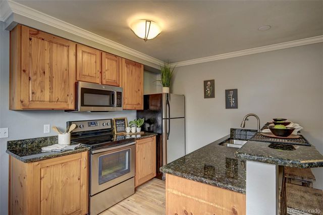 4559 Zenobia Street, Denver, CO 80212