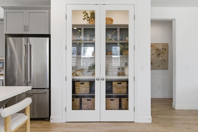 5281 Moonraker Ln, Roseville, CA 95747