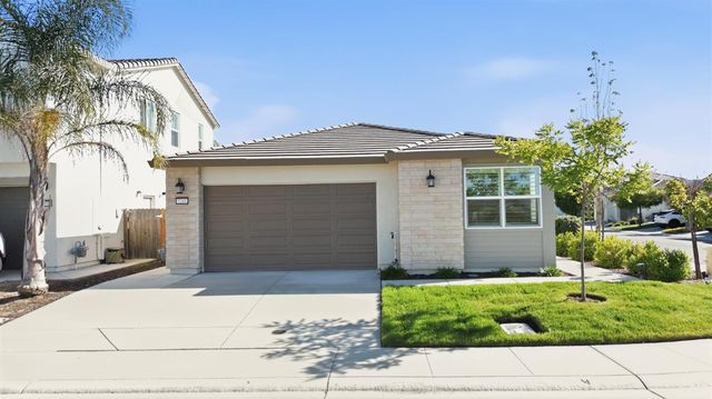 5281 Moonraker Ln, Roseville, CA 95747