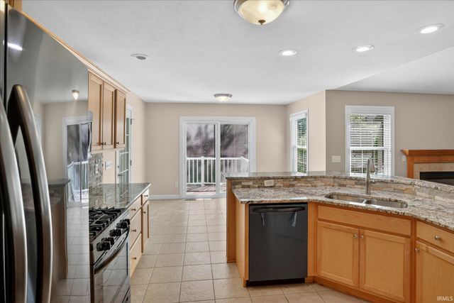 53394 Stoneridge Street, South Bend, IN 46637