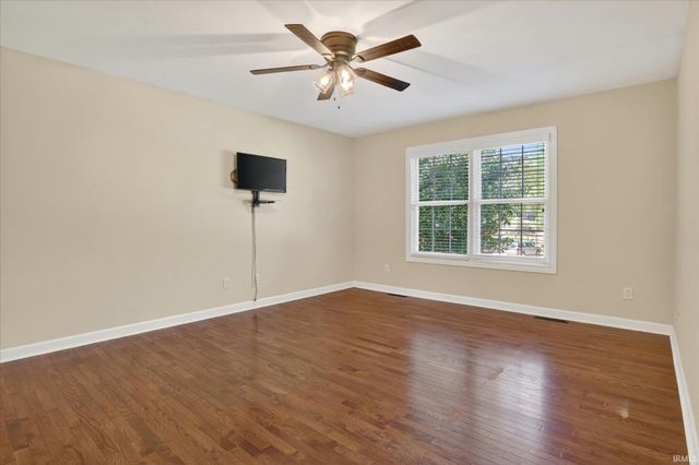 53394 Stoneridge Street, South Bend, IN 46637