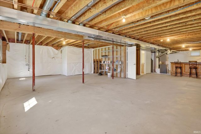 53394 Stoneridge Street, South Bend, IN 46637